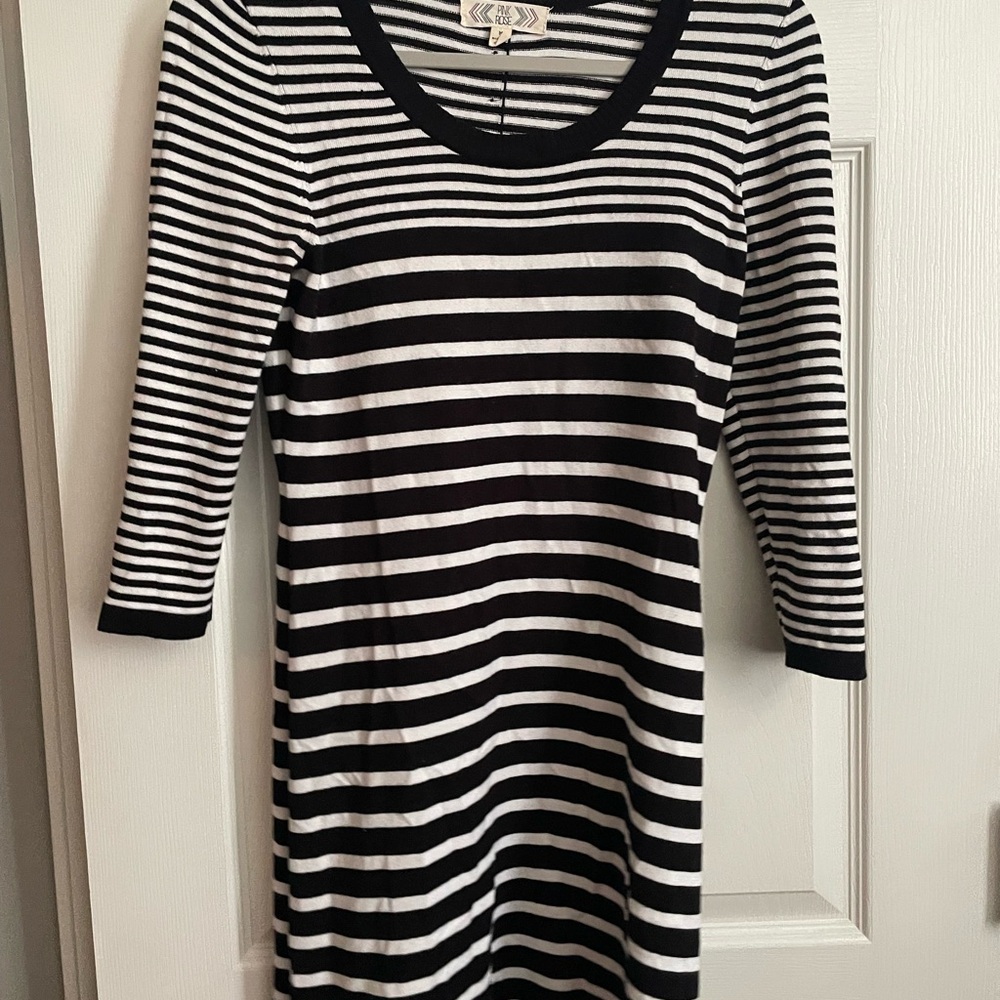 Pink Rose Black and White Long Sleeve Dress